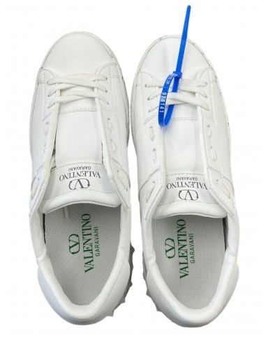 White Shoes Sneakers Valentino-garavani, Size 6 ou a consommer sur place